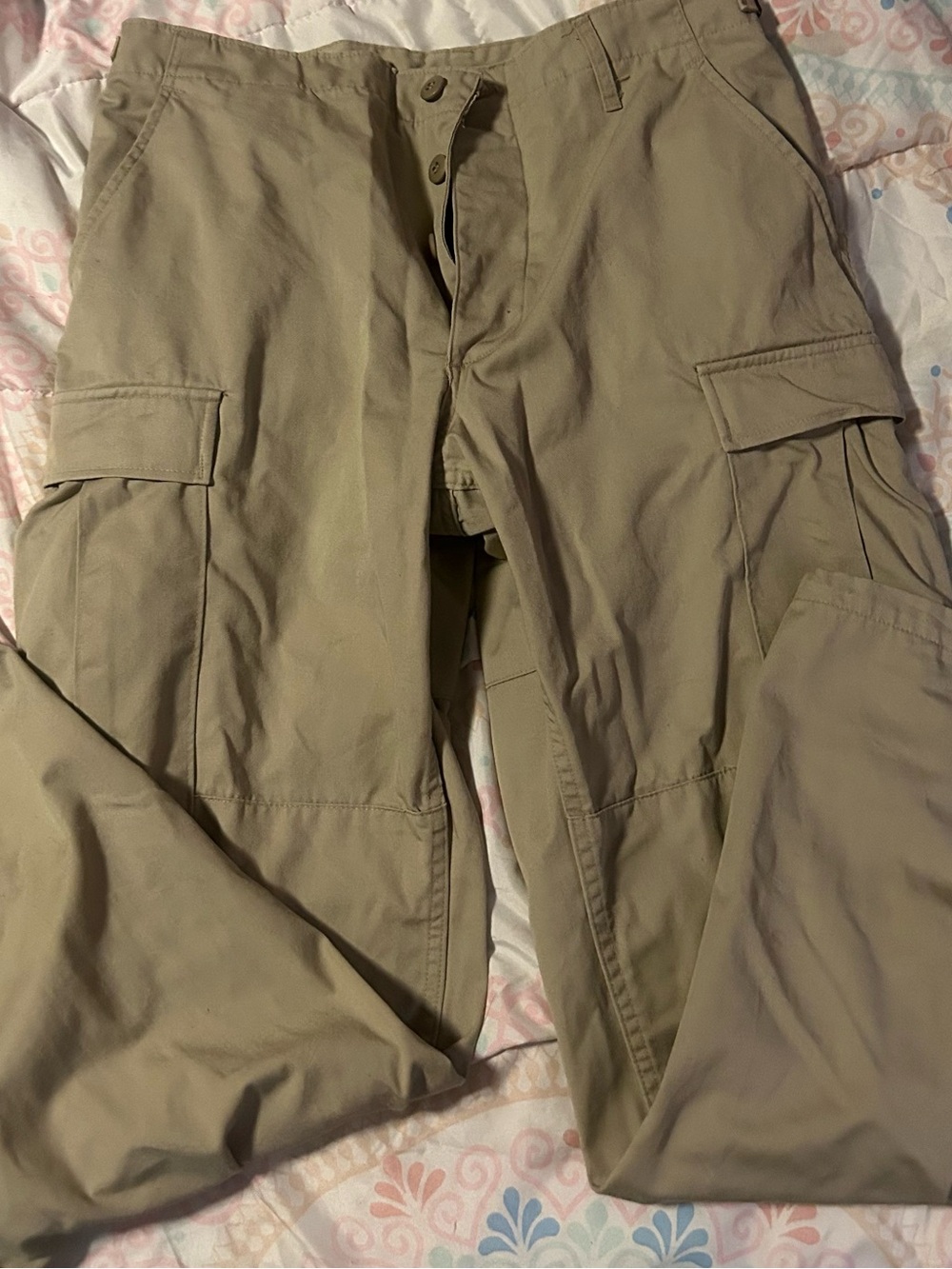 Men’s Cargo Khakis